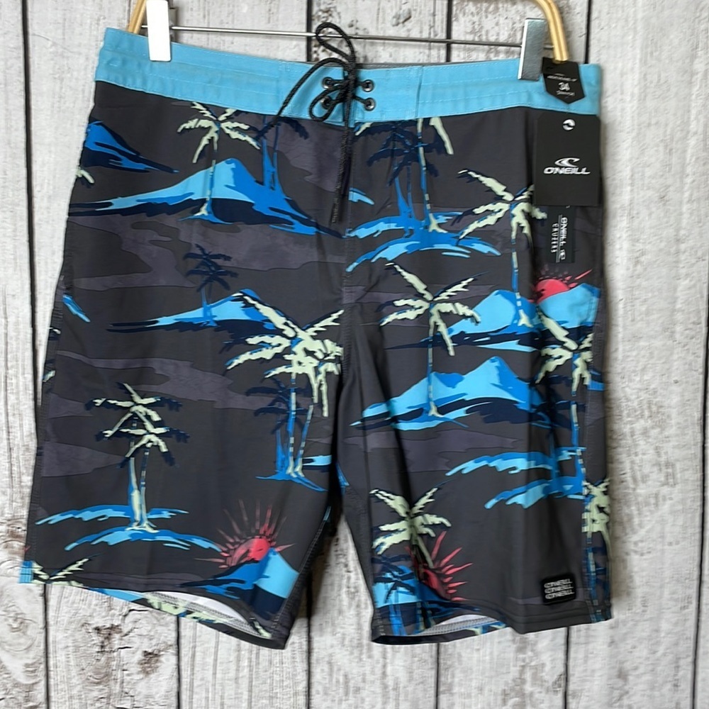 O’Neill Cabana Cruzer size 34. NWT.​​